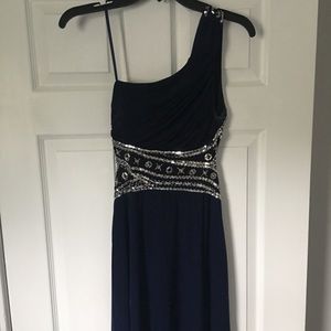 Prom/formal dress